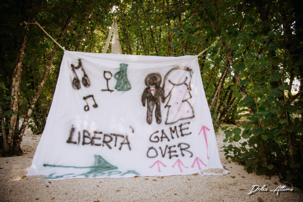 28072022181340ND4_2765